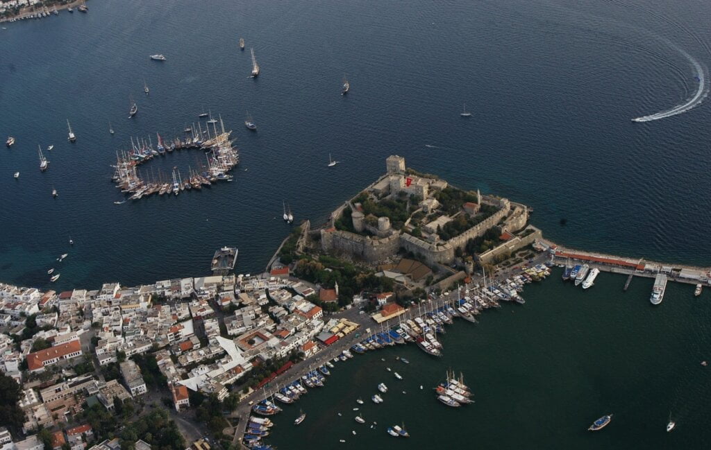 Luxury Bodrum Villas With Sea Views 3+1 2 Luxury Bodrum Villas With Sea Views