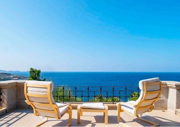 Bodrum seafront luxury villa