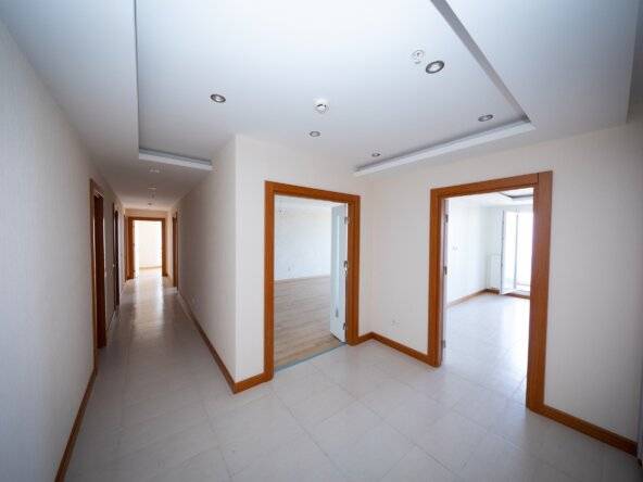 Istanbul luxury property with sea views