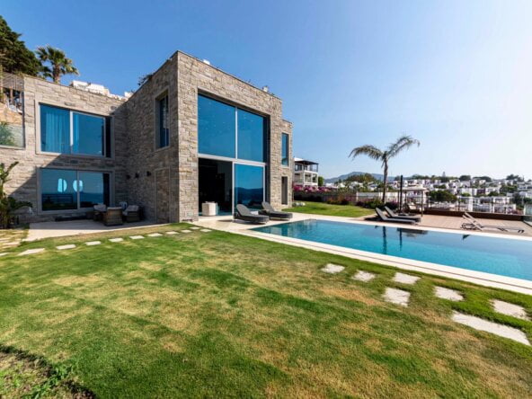 Sea view luxury villas in Yalikavak