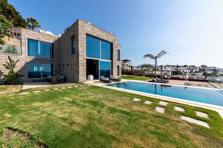 Sea view luxury villas in Yalikavak