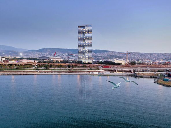 İzmir'de deniz manzaralı lüks daireler