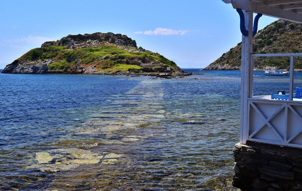 Luxury villas near the beach in Bodrum