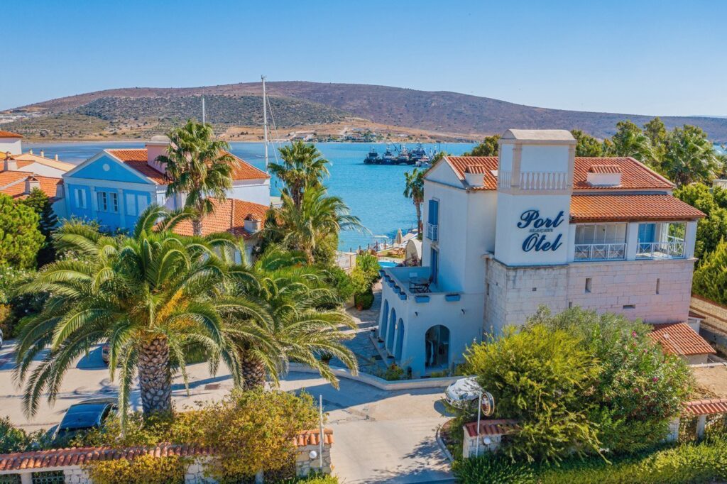 Cesme Luxury Seafront Alacati Property - 2+1 5 Luxury Seafront Alacati Property