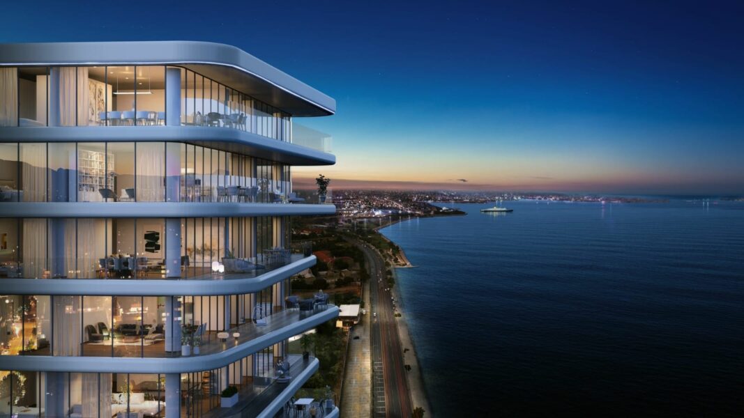 New luxury seafront Istanbul apartments