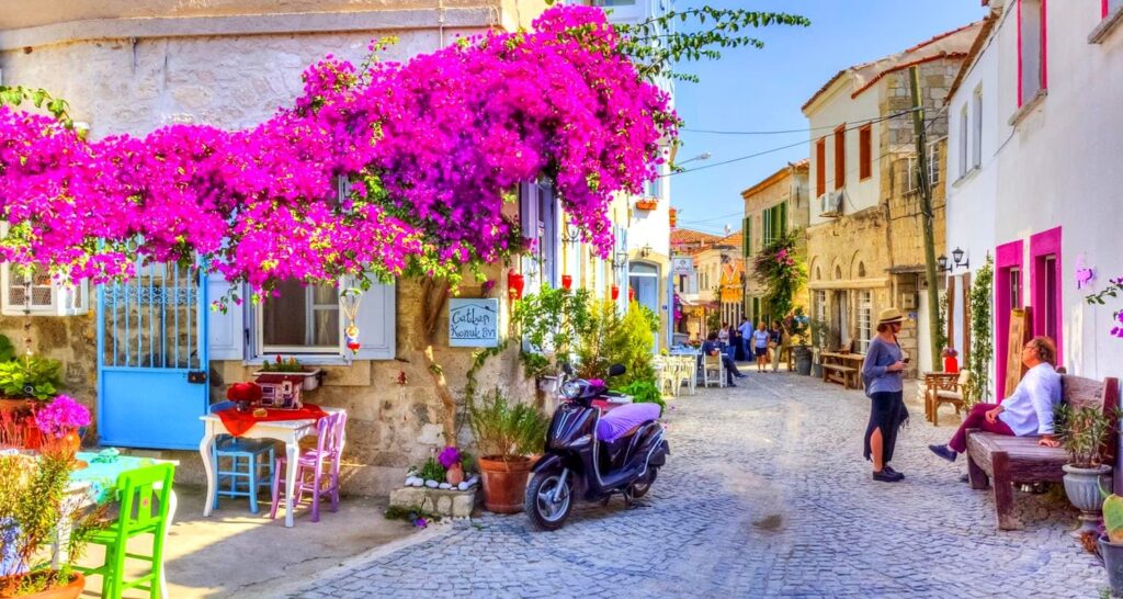 Cesme Luxury Seafront Alacati Property - 2+1 2 Luxury Seafront Alacati Property