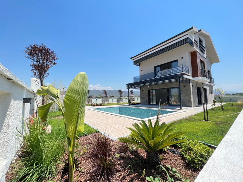 Luxury Fethiye villas near the beach