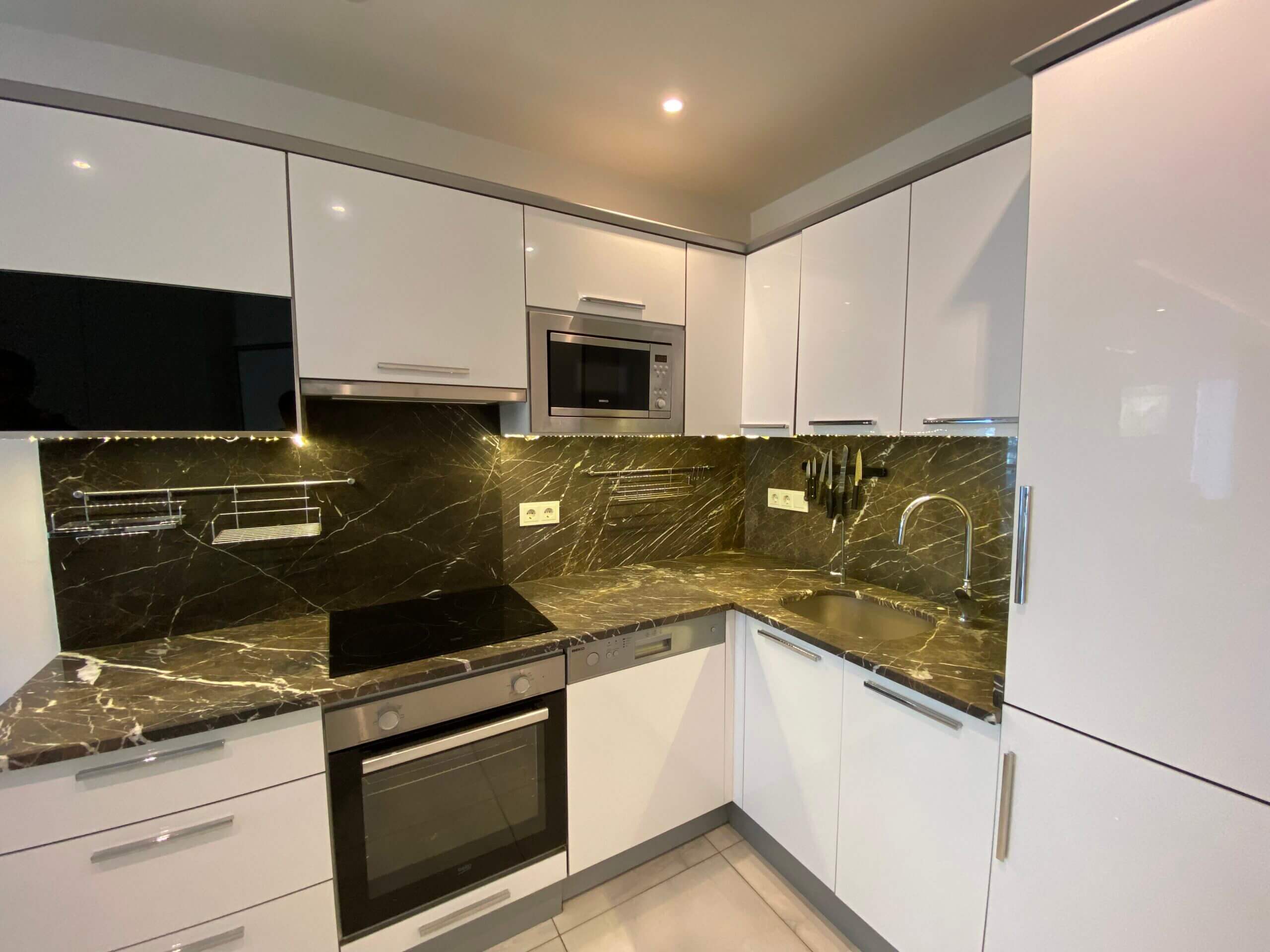 Furnished 2-Bed Luxury Alanya Property