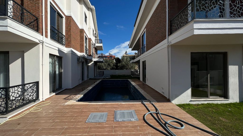 Moderne Wohnung in Calis zu verkaufen