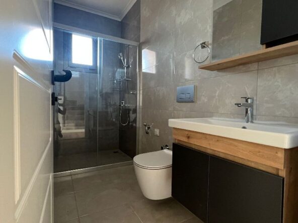Moderne Wohnung in Calis zu verkaufen