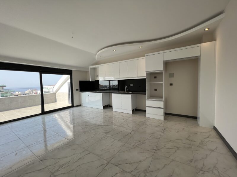 Sea view luxury penthouse in Alanya.
