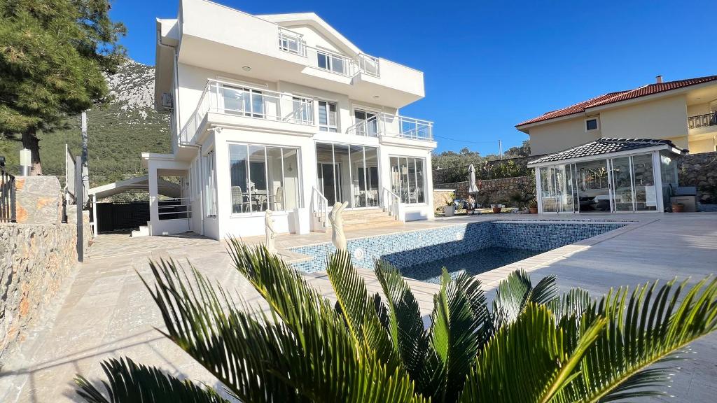 Luxury Fethiye real estate in Uzumlu