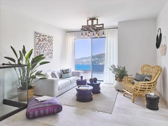 Yalikavak seafront luxury property