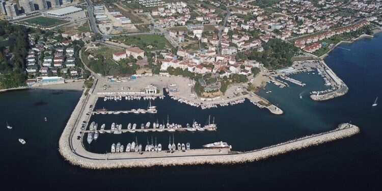 Виллы в Стамбуле с прямым видом на море