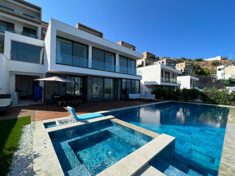 Luxury sea view villas in Bodrum