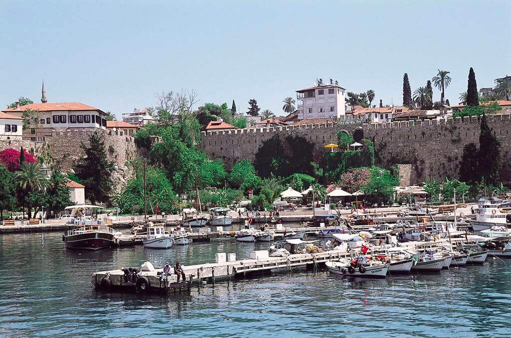 Off-Plan Luxury Antalya Residences 1+1 2 Off-Plan luxury Antalya residences