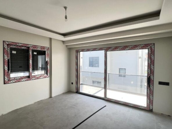 فيلا فاخرة شبه منفصلة في فتحية