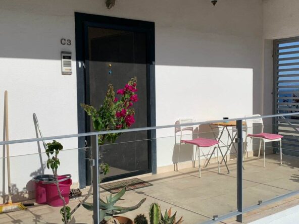 Bodrum'da deniz manzaralı daire