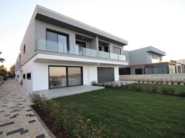 Izmir seafront villa