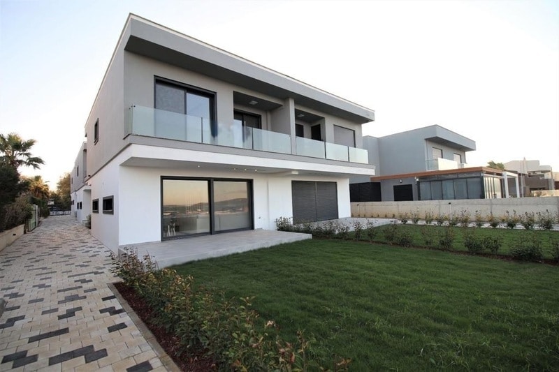 Izmir seafront villa