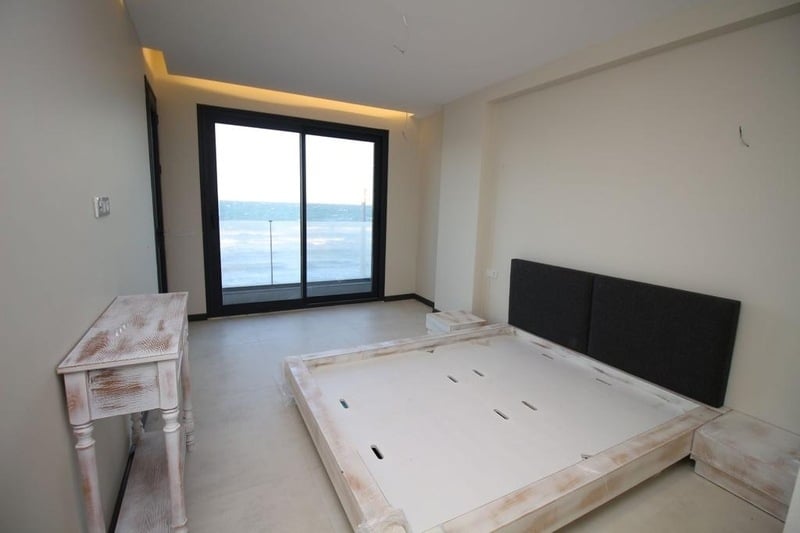 Izmir seafront villa