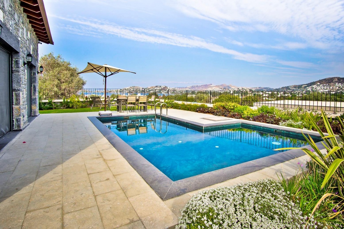 Yalikavak stone villas