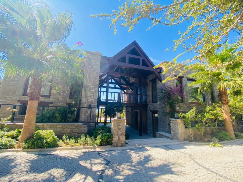 Luxury stone house for sale in Gumusluk