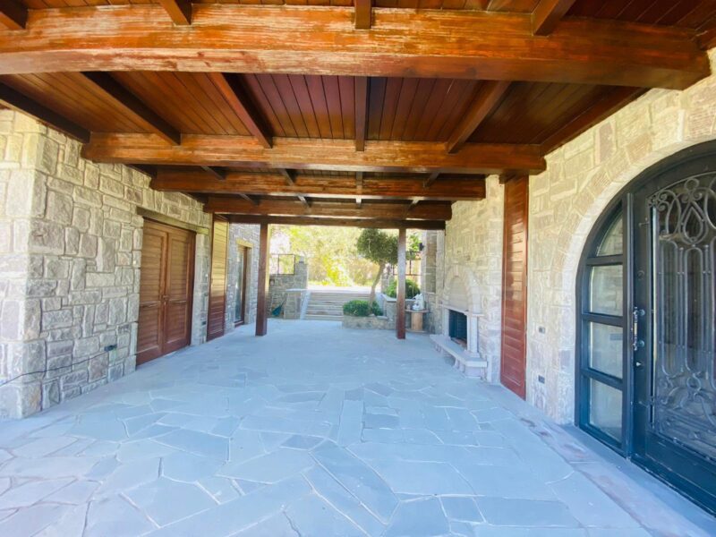 Luxury stone house for sale in Gumusluk