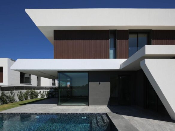 Luxury villa for sale in Cesme