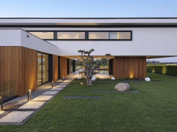 Villa for sale in Cesme