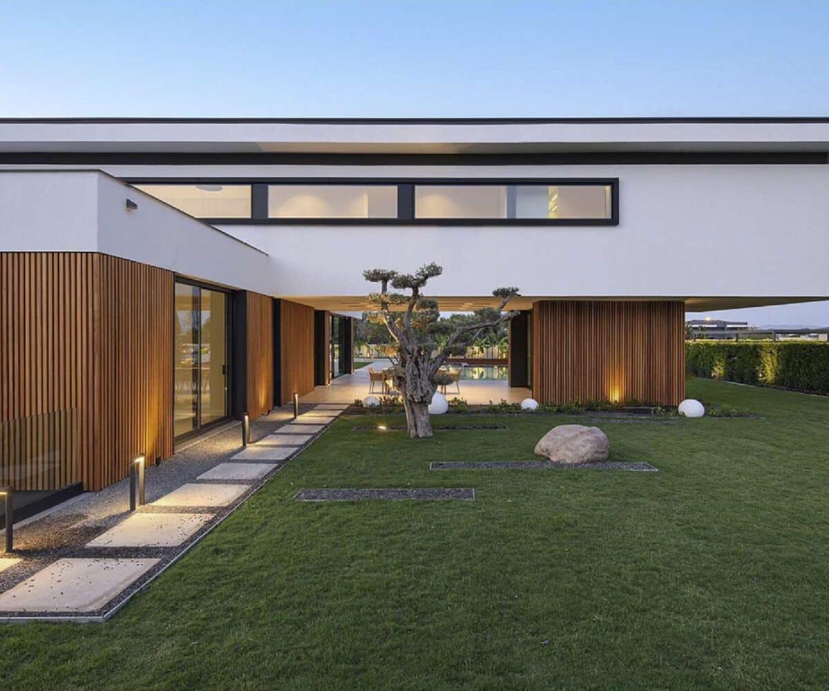 Villa for sale in Cesme