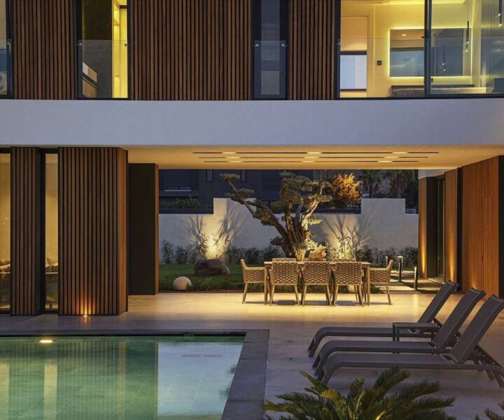 Villa for sale in Cesme