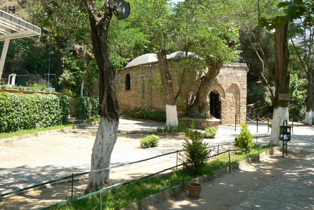 Bargain Luxury Sea View Villa In Izmir 3+1 2 Bargain luxury sea view villa in Izmir