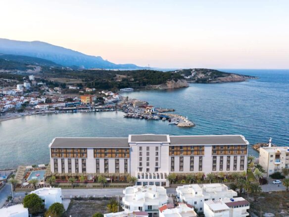 Seafront Izmir luxury apartments