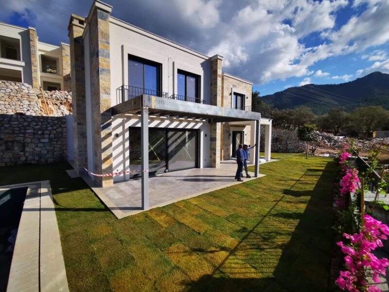 luxury villa in Golturkbuku