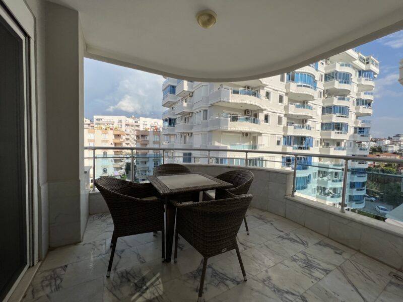 Tosmur Alanya Seafront apartment