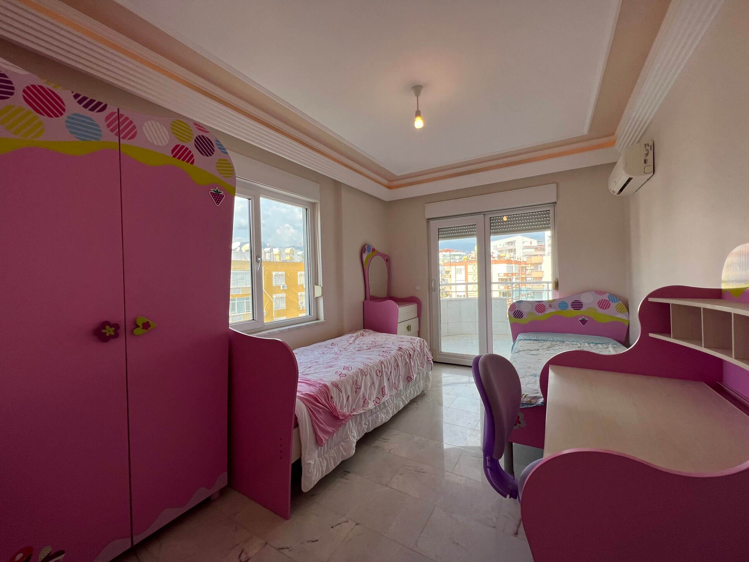 Tosmur Alanya Seafront apartment