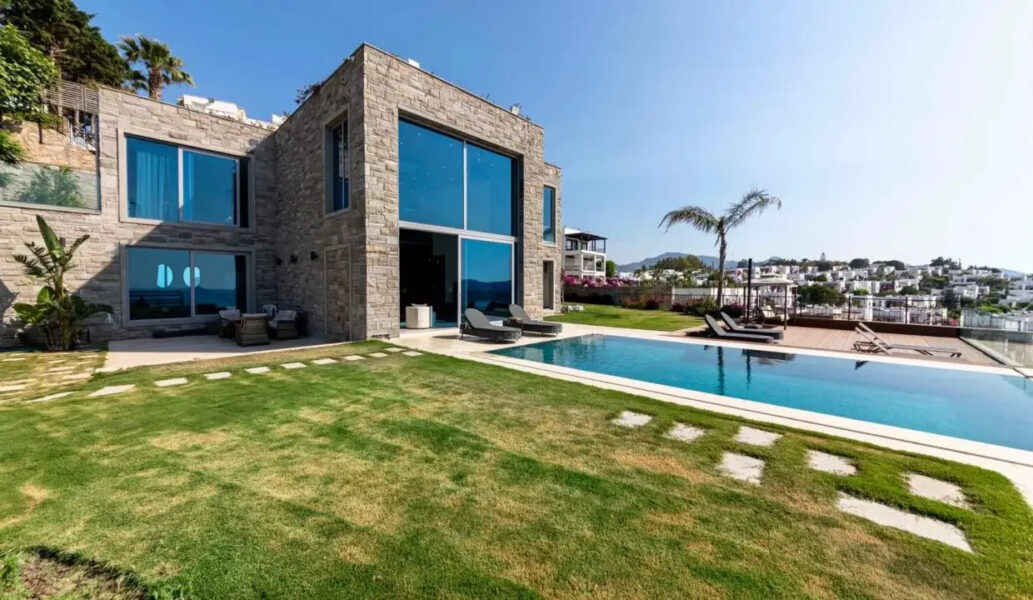 7-bed Yalikavak luxury villa