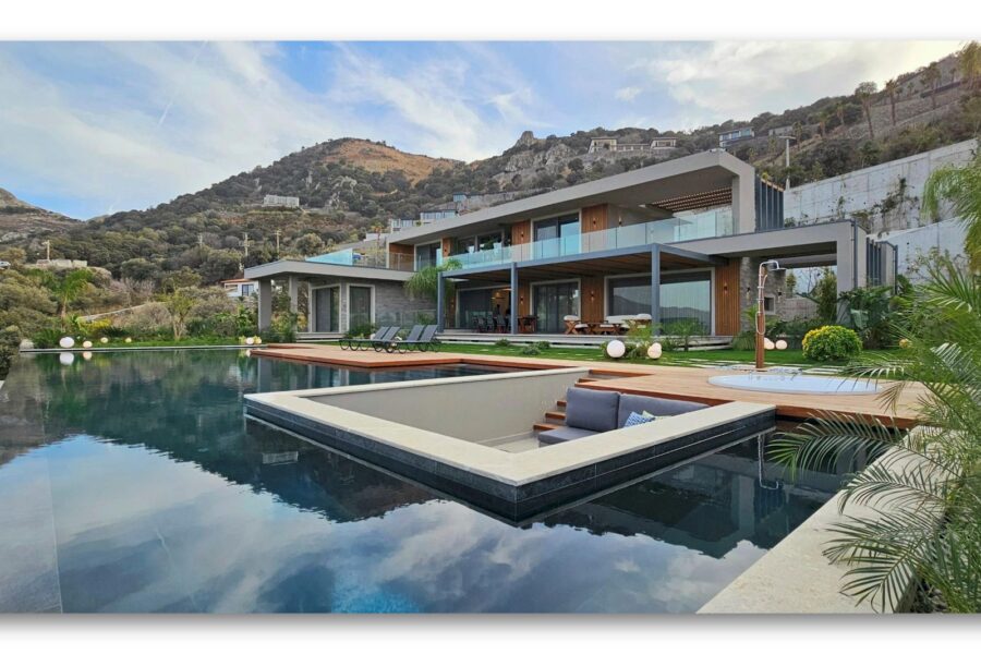 Extensive Yalikavak luxury home