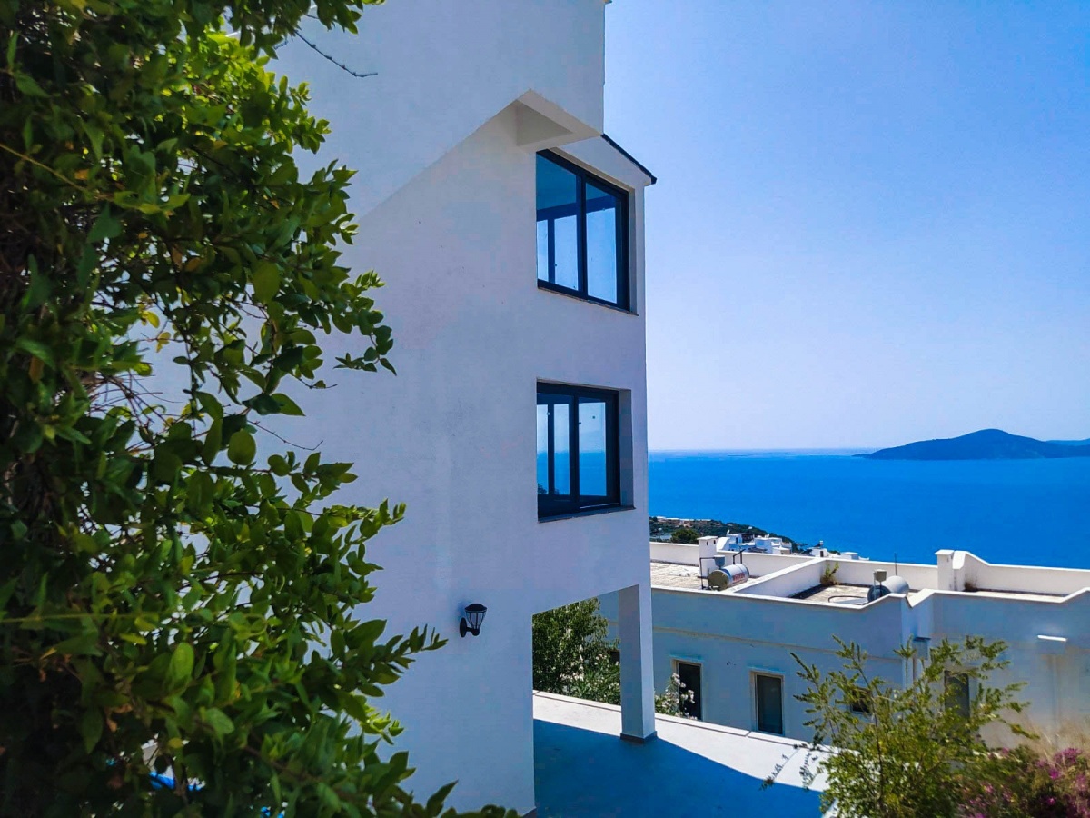 Gulluk luxury villa
