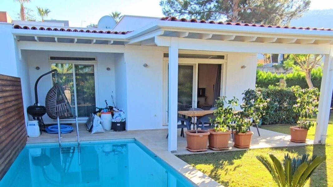 Property in Torba