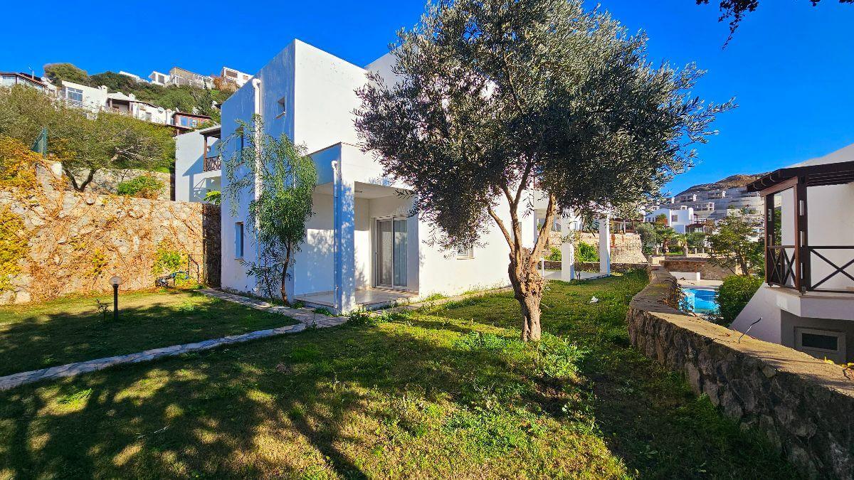Bodrum garden apartment