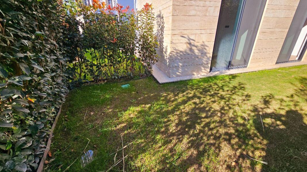 luxury Gumusluk Garden apartment