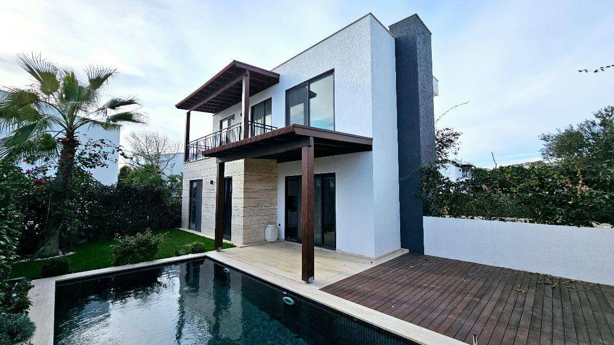 luxury Gumusluk real estate