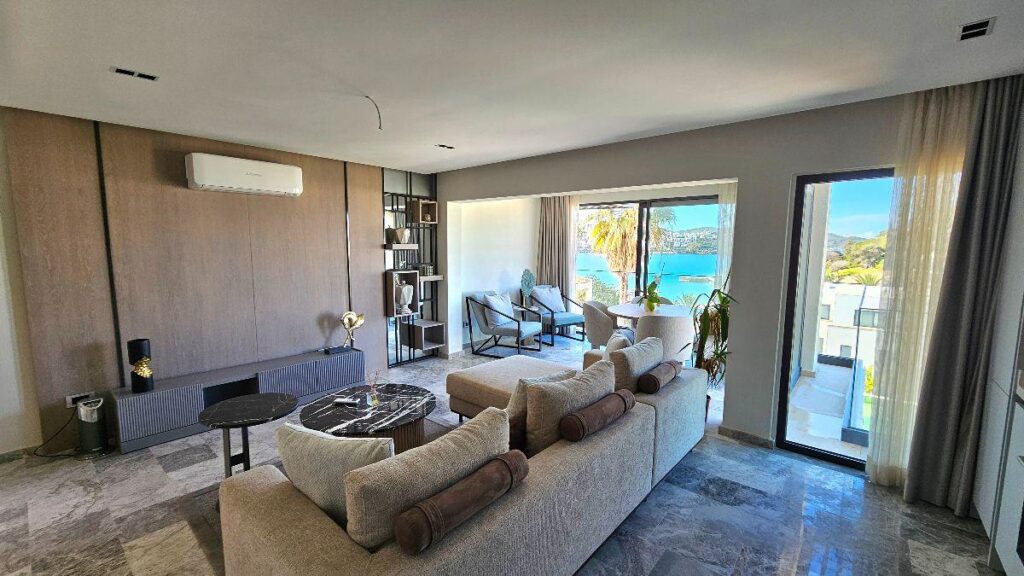 luxury private beach homes