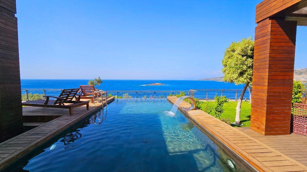 Yalikavak beach property