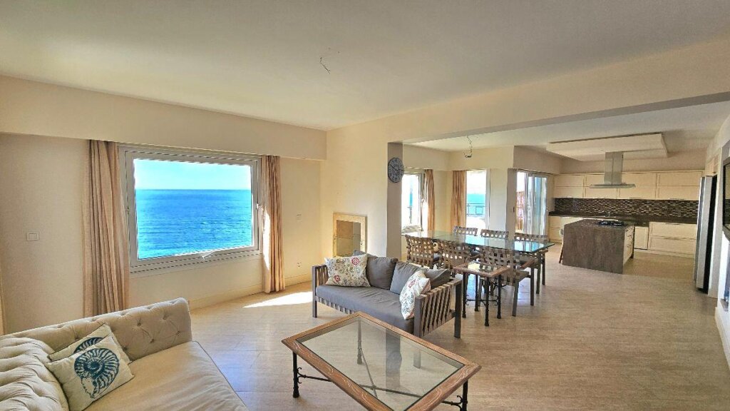 Luxury beach residence