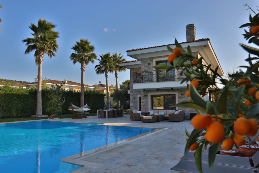 Luxury villa for sale