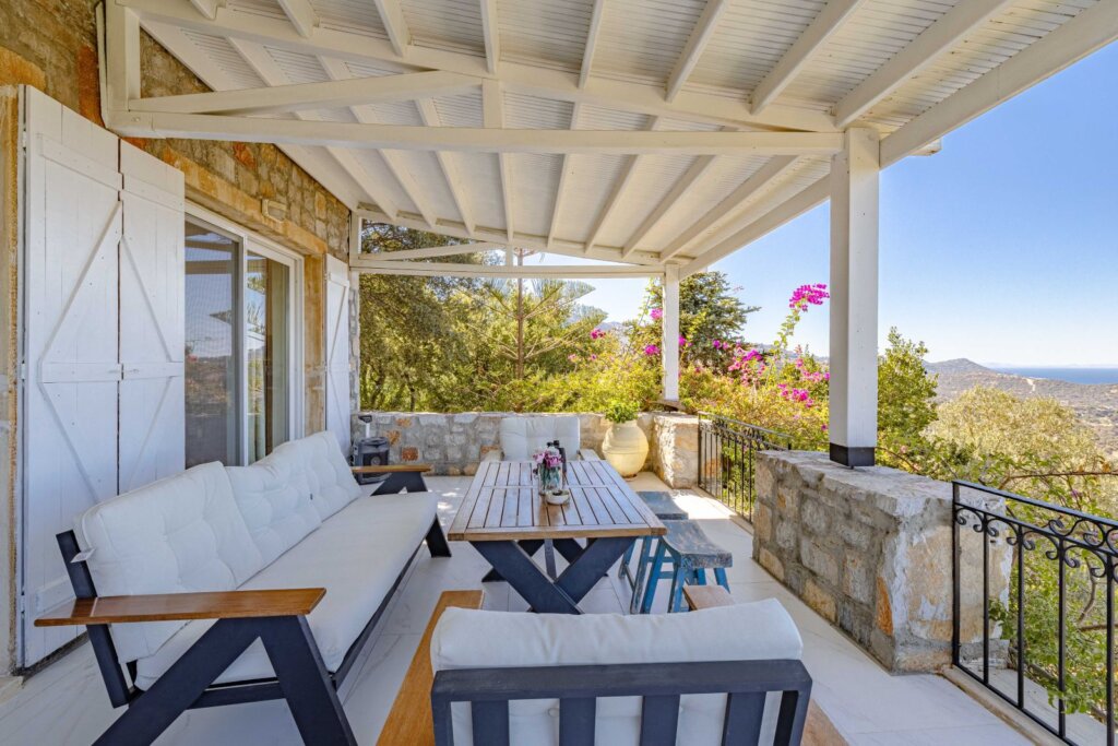 luxury panoramic villa