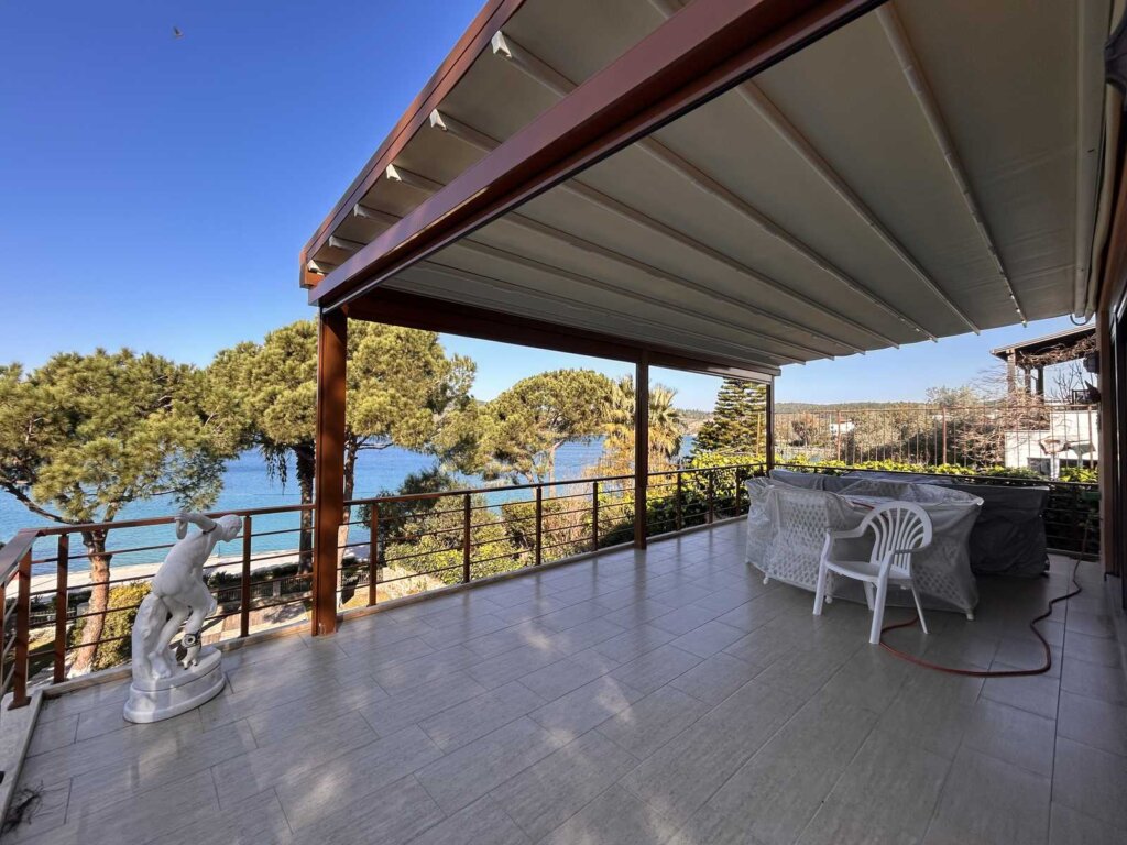 sea front house for sale